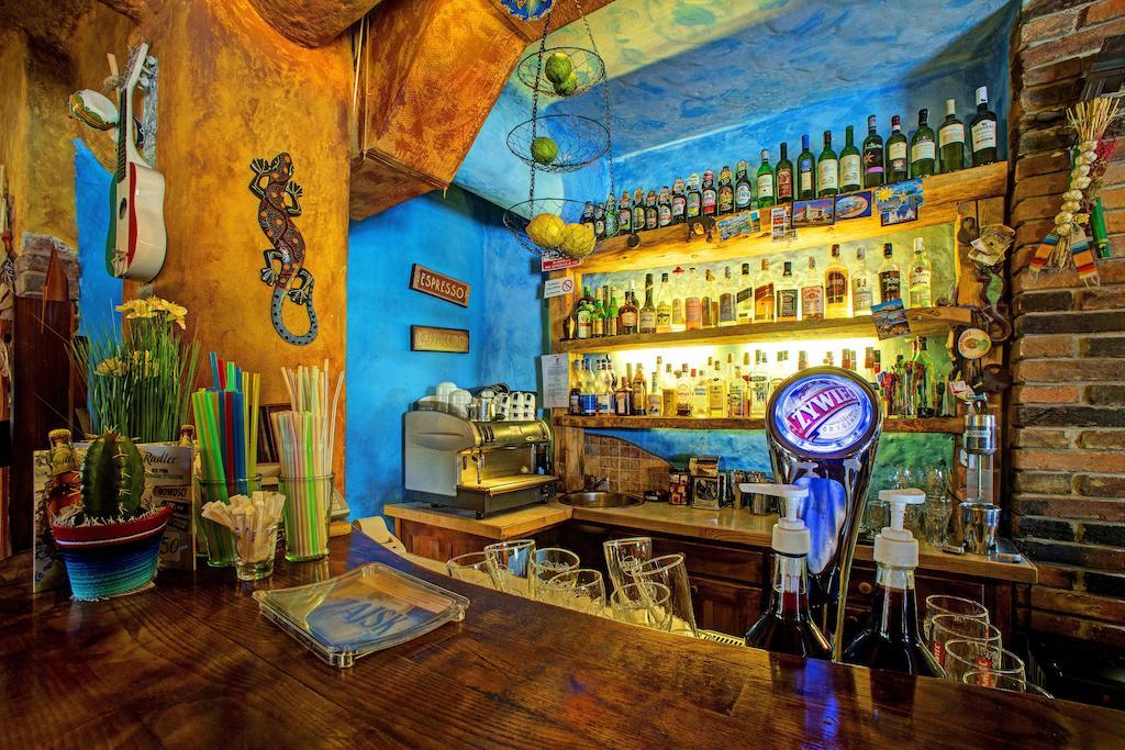 Xavito Bed & Breakfast Sanok Bagian luar foto